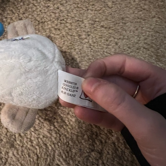 Ganz Webkinz Velvety Elephant Kinz Klip - Picture 4 of 5